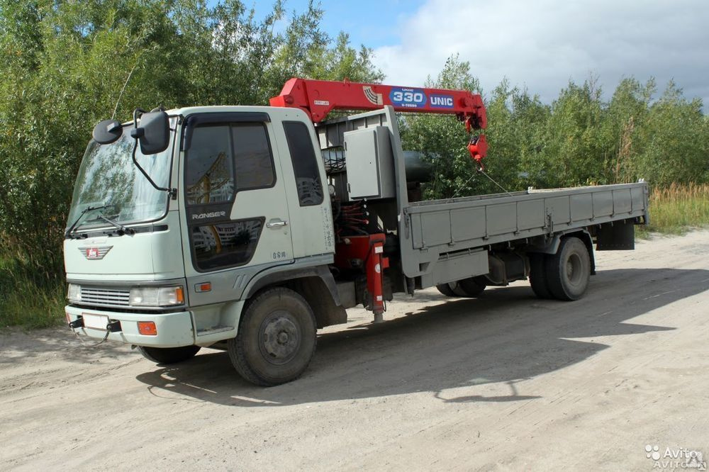 Воровайка челябинск. Hino Ranger 500 манипулятор. Хино 300 манипулятор. Манипулятор кран Хино 5т. Хино манипулятор 5т 1989.