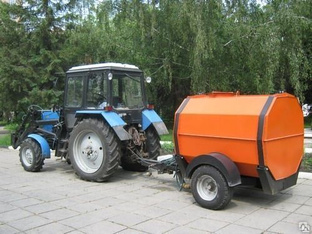 Услуги поливомоечного трактора 