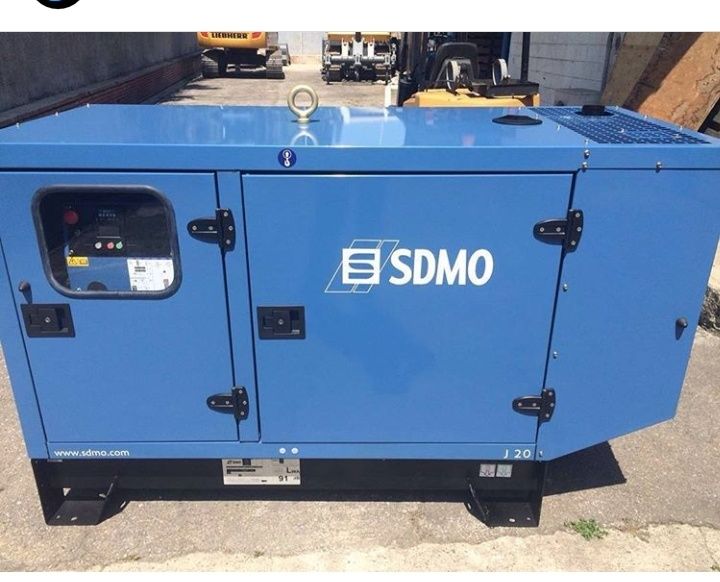 Генератор дизельный SDMO J22 16 кВт электростанция в кожухе