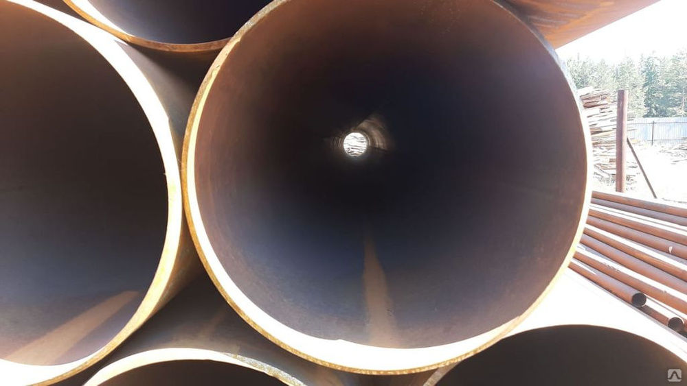 Труба стальная восстановленная 820х10 мм электросварная прямошовная
